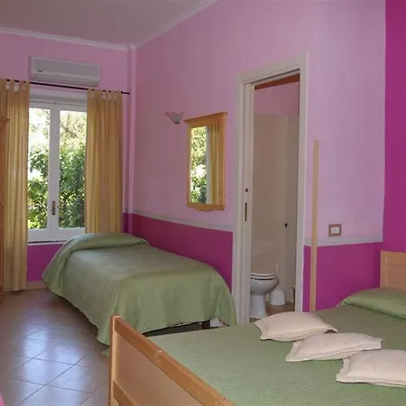 Casa Dominova De Luxe Гостевой дом 4*