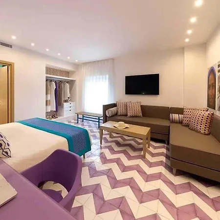 Pensión Casa Dominova De Luxe